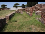 05942 ostia - regio iii - insula vii - domus fulminata (iii,vii,3-4) - westseite - bli ri norden - ri raum (c) - 06-2024.jpg